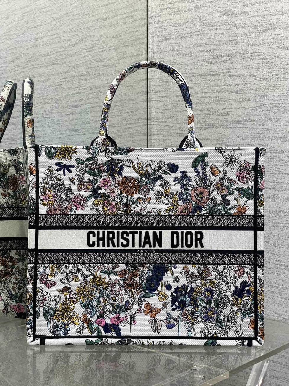 2025New Tote 00106